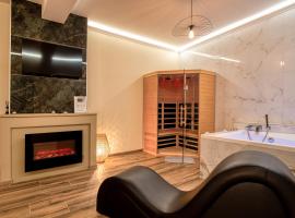 Intime Spa et Sauna au coeur de Metz，梅斯的附設按摩浴池的飯店