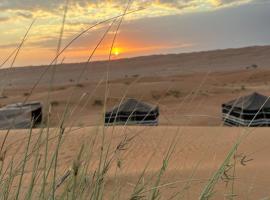 Golden dune Bedouin camp, hotel ad Al Wāşil