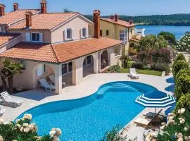 Beautiful Home In Pula With House Sea View