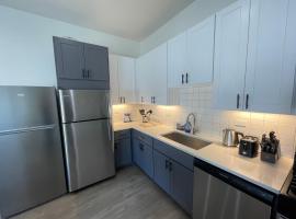 Modern Shared Condo Near Downtown Chicago, Flexible Room Options and Shared Amenities, hotel em Chicago