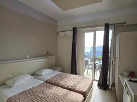 Aegean Sea Rooms, hotel in Chios