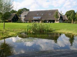 4 Bedroom Gorgeous Home In Dwingeloo, hotel en Dwingeloo