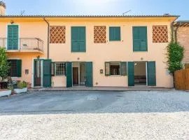 2 Bedroom Cozy Home In Altopascio