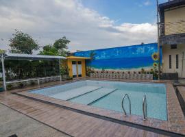 OYO Bunga Matahari Guest House And Hotel, hotel en Batu