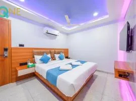 Glitz Hotels Q One - Nr Ernakulam Junction