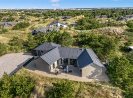 Stylish Activity House From 2018, On A Large Hilly Plot In Søndervig,, hotel v mestu Ringkøbing