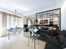 Lux Downtown Sea View Apartment D3