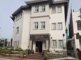 Venezia Suites Hotel Iloilo