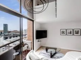 KozyGuru Sydney CBD Harbor View Loft with Parking