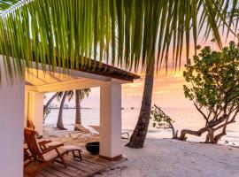 Diamonds Athuruga Maldives Resort & Spa، منتجع في جزيرة أثوروغا