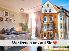 12 FEWOs im Jugendstilhaus mit Aufzug, Terrasse, Kingsize-Bett, Smart-TV, etc, hotel em Erfurt