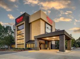 Drury Inn & Suites Cape Girardeau، فندق في كاب جيراردو