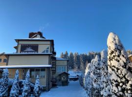 Poeziya Mandriv, hotel Szhidnicjában