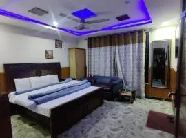 Al-Qamar Hotel Murree