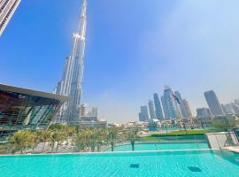 Luxury 1BR 5min to Dubai Mall Burj Khalifa View from pool, apartmánový hotel v Dubaji