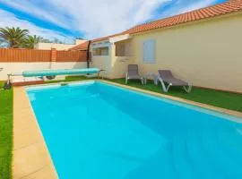 Private villa with heated pool & terrace see view