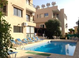 Panklitos Tourist Apartments, hotelli Pafoksessa