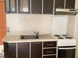 Apartament tek Kompleksi Thomallari-Golem