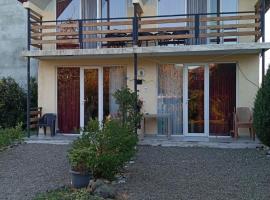 Dito House, hotel u gradu Kobuleti