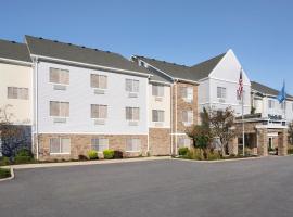 Fairfield Inn & Suites Naperville/Aurora, hotell i Naperville