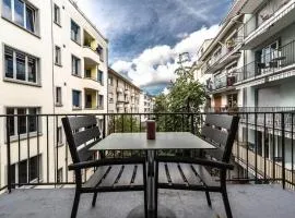 Terrific 1 BR flat city center and near lake - Dahlia 9