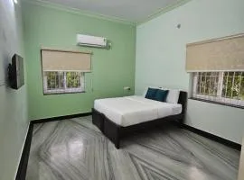 Sugathi Gardenia Premium Villa Hotel