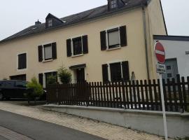 Cosy House, hotel in Dippach