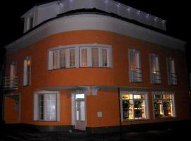 Villa Lucia - Apartments&Rooms, hotel i Slavonski Brod