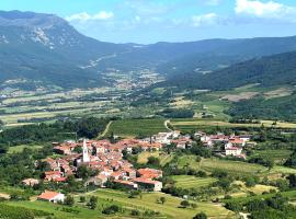 Rural Family Escape, hotel u gradu 'Vipava'