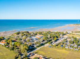 Camping Paradis 4 étoiles A La Corniche La Rochelle Angoulins, hótel í Angoulins-sur-Mer