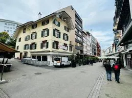 Cozy City Center, 4 bedroom- 120sq, 5min walk to Main Station