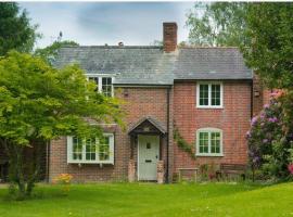 Luxury cottage in the heart of The New Forest, hotel sa Lyndhurst