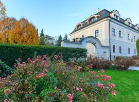 Hotel Villa Nečas Žilina, hotel v destinaci Žilina