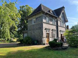 Newly Renovated Altstadt Bahnhof 1890, hotel din Warburg