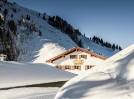 Berghotel Altes Wallberghaus, nhà khách ở Rottach-Egern