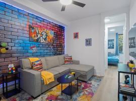 Funky Urban Oasis Minutes From NYC, budgethotell i Hoboken