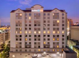 Sonesta ES Suites San Antonio Downtown Alamo Plaza, хотел в Сан Антонио