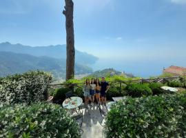 La Dolce Vita Ravello - Two Bedroom Apt with Sea View Terrace, hotel in Ravello