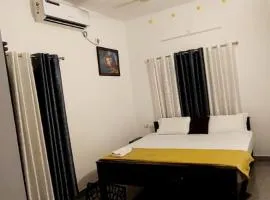 Whitefort Rohini Homestay -Serviced Villa