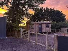 Cybi, A Tranquil Shepherds Hut