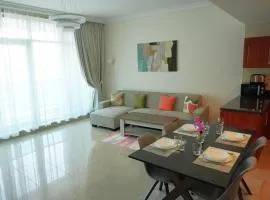 Apartment in Ajman Cornish by the sea with a pool and a beach