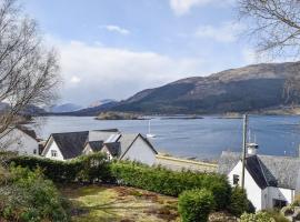 Quarter Deck Gardens, hotell i Glencoe