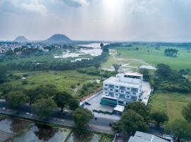 The Lotus Hotel Visakka Palani, hotel v destinaci Palni