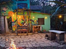 Camping em Casa João e Maria STL، فندق في ساو ثومي داس ليتراس