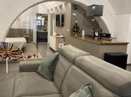 Archome Luxury Apartment, rannahotell sihtkohas Brindisi