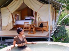 Desa Air Hot Springs & Glamping โรงแรมราคาถูกในBangli