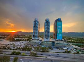 Mountain Views Executive Apartments Facing Centaurus Mall Islamabad、イスラマバードのアパートメント