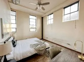 Sleepover 2BD 1BA Condos Downtown Springfield