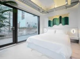 F9 Tailored Service Home Near Hongik Univ Station