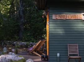 Ennu’s hut, fjölskylduhótel í Loksa